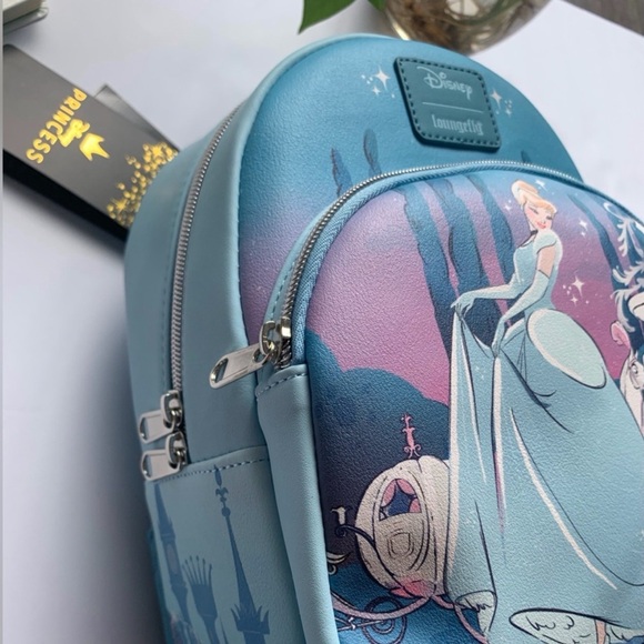New Loungefly Disney Combo Backpack + Ears Headban Cinderella Castle. - Picture 10 of 11